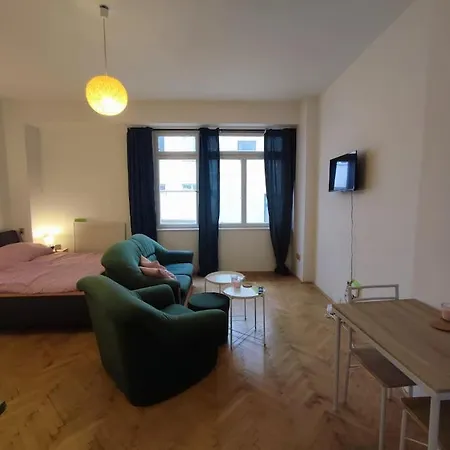 Cosy Warm In The Heart Of Prague. *